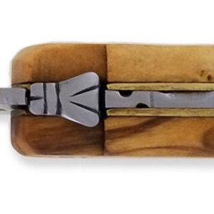 Couteau_de_Chasse_Cube_Laguiole_Arbalete_Plein_Manche_Olivier_avec_Gravure_Tete_de_Cerf_12cm