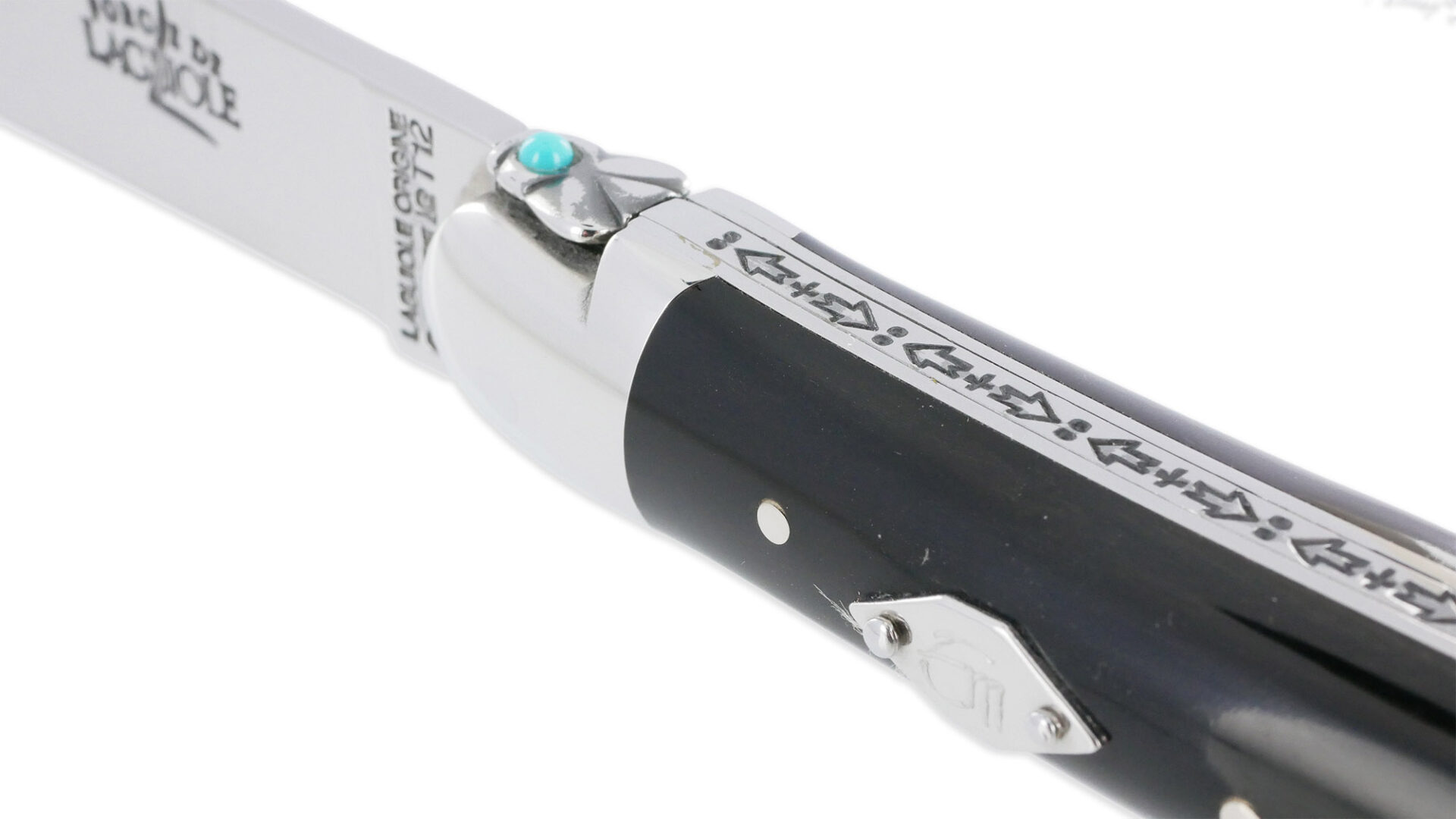 Couteau Forge de Laguiole Eddy Mitchell Buffle 2 Mitres Inox Brillant Ressort 2 Perles Turquoise Plaque avec Initiales du Chanteur 1 Pièce Finition Brillante 11cm