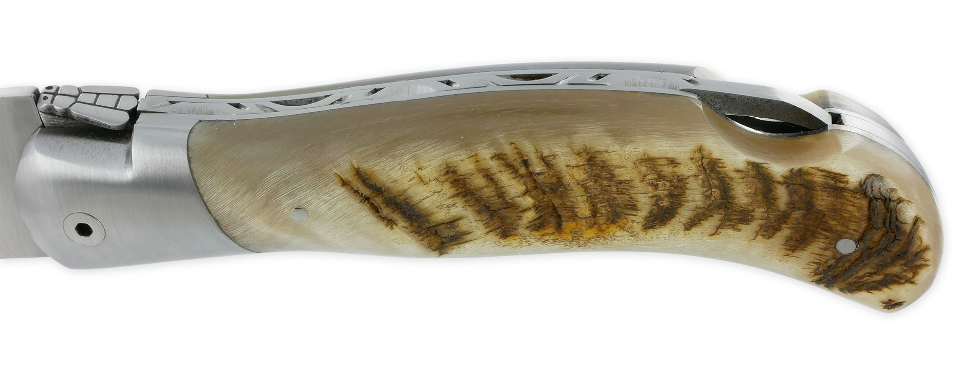Couteau Laguiole de Chasse Arbalète Manche Croute de Bélier Blond Finition Brossée 12cm