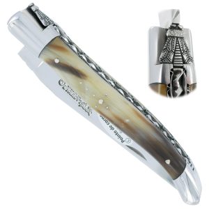 Couteau Laguiole en Aubrac 1 Pièce 12 cm Double Platines Guillochées Pointe de Corne Flammée 2 Mitres Inox Brillant Ressort spiral Mouche Prestige N°6