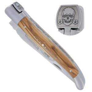 Couteau Laguiole en Aubrac 1 Pièce 12 cm Manche Olivier Ressort Gravé Mouche Forgée Prestige Tête de Mort 2 Mitres Inox Brossé