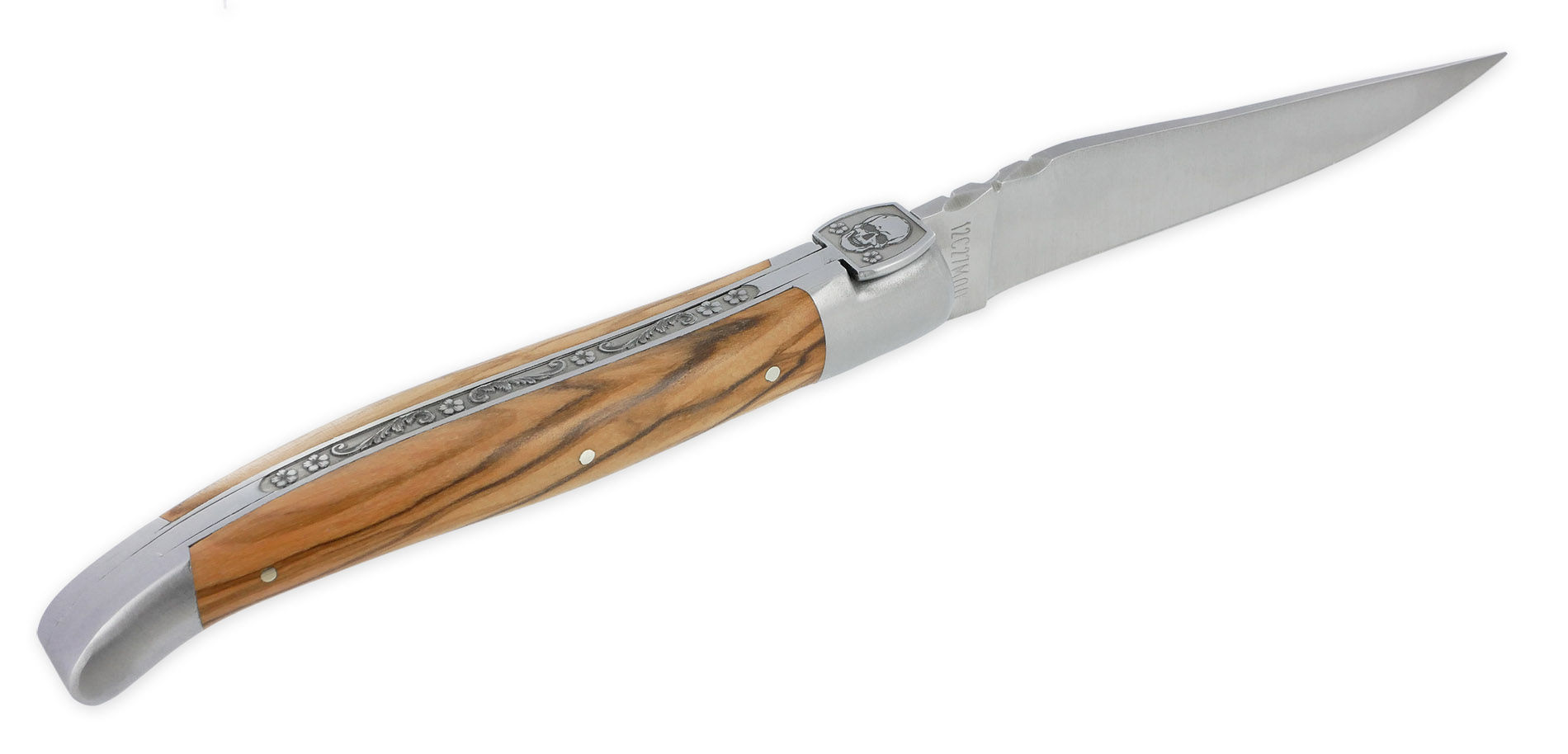 Couteau Laguiole en Aubrac 1 Pièce 12 cm Manche Olivier Ressort Gravé Mouche Forgée Prestige Tête de Mort 2 Mitres Inox Brossé