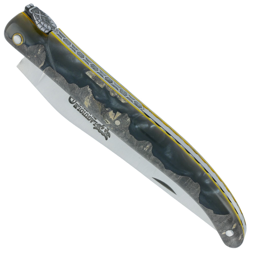 Couteau Laguiole en Aubrac 1 Pièce 12 cm Plein Manche en Loupe de Peuplier Gris Entretoises Jaunes