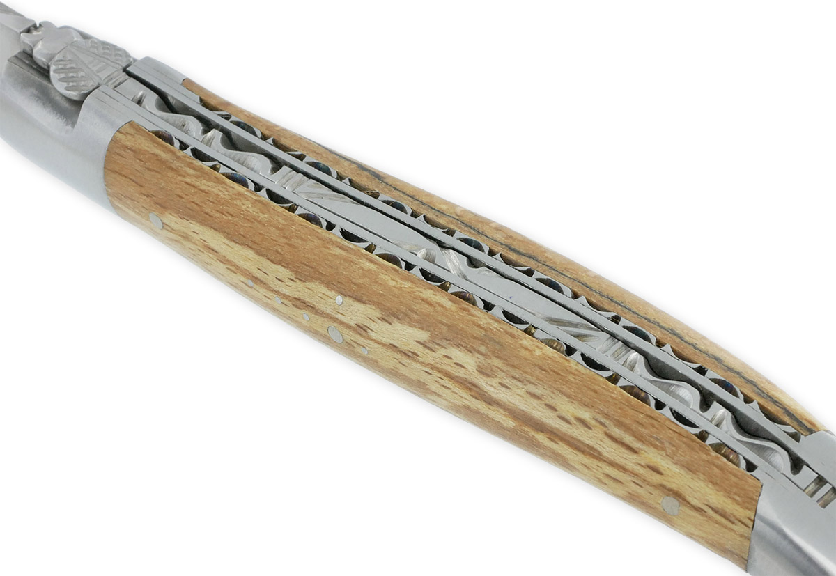 Couteau Laguiole en Aubrac 1 pièce 12cm Manche Bois d'Aubrac 2 Mitres Double Platines Finition Brossée