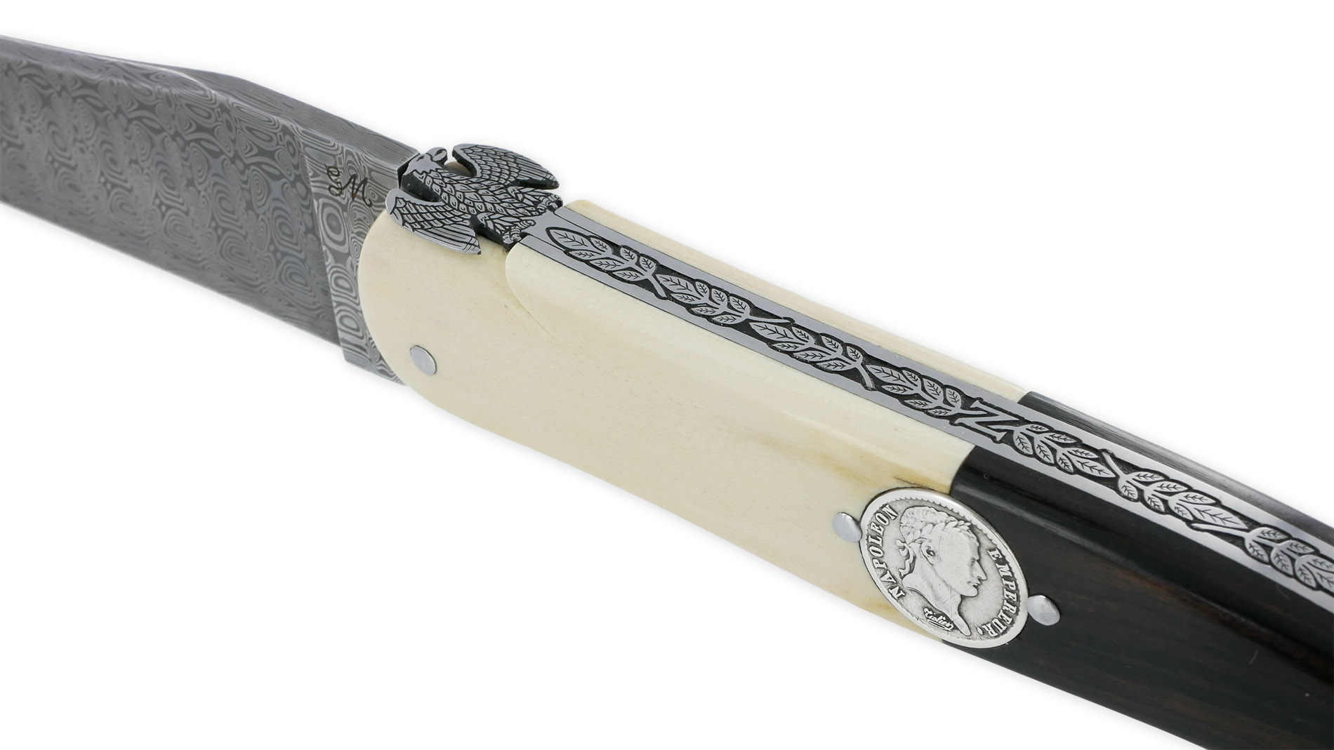 Couteau Laguiole Prestige Créateur 1 Pièce 15 cm Incrustation Monnaie Napoléon Plein Manche Bi Matière Ivoire de Mammouth et Ebène Lame Damas Mouche Prestige Aigle Impérial Pièce Unique