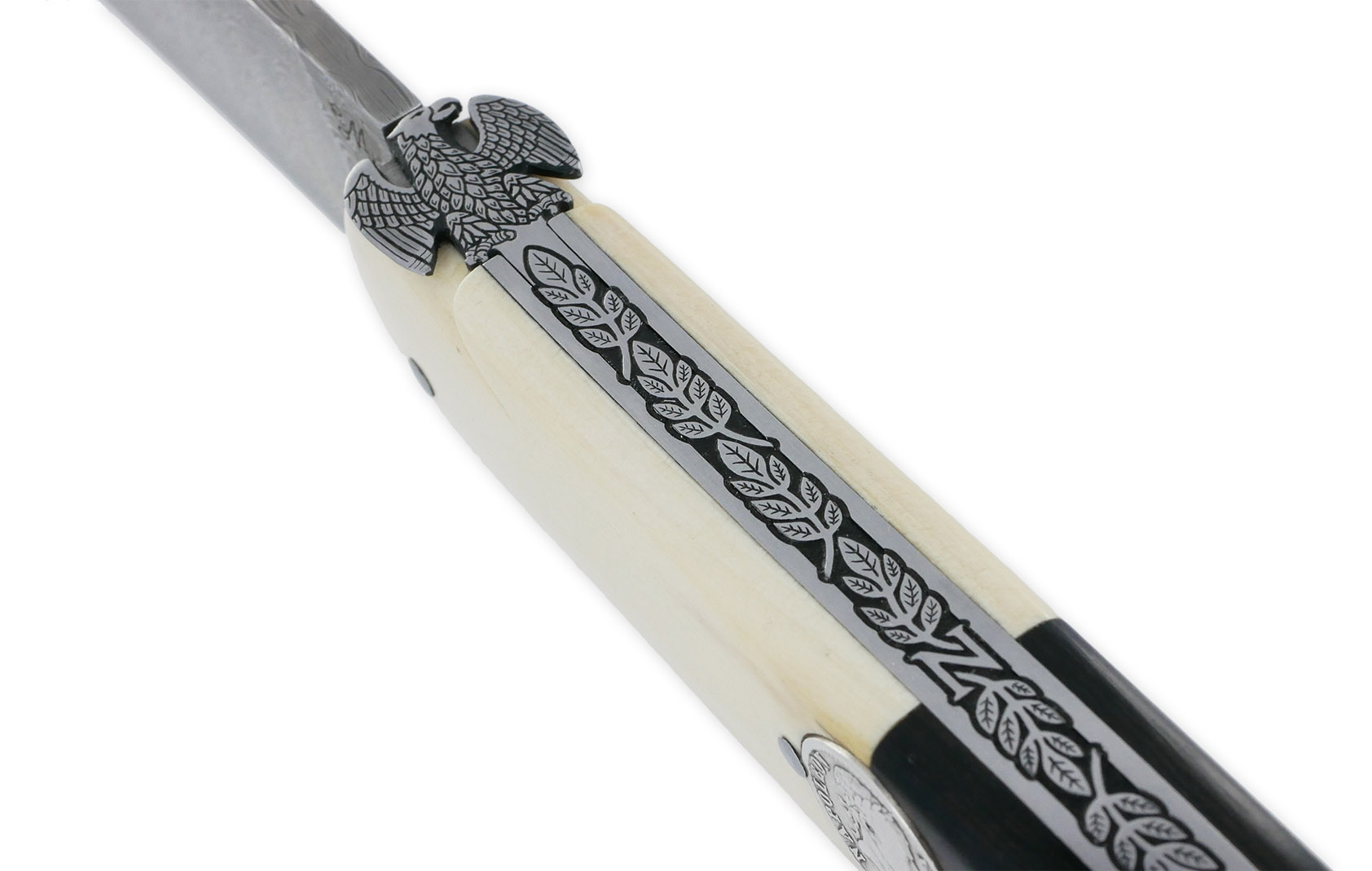 Couteau Laguiole Prestige Créateur 1 Pièce 15 cm Incrustation Monnaie Napoléon Plein Manche Bi Matière Ivoire de Mammouth et Ebène Lame Damas Mouche Prestige Aigle Impérial Pièce Unique