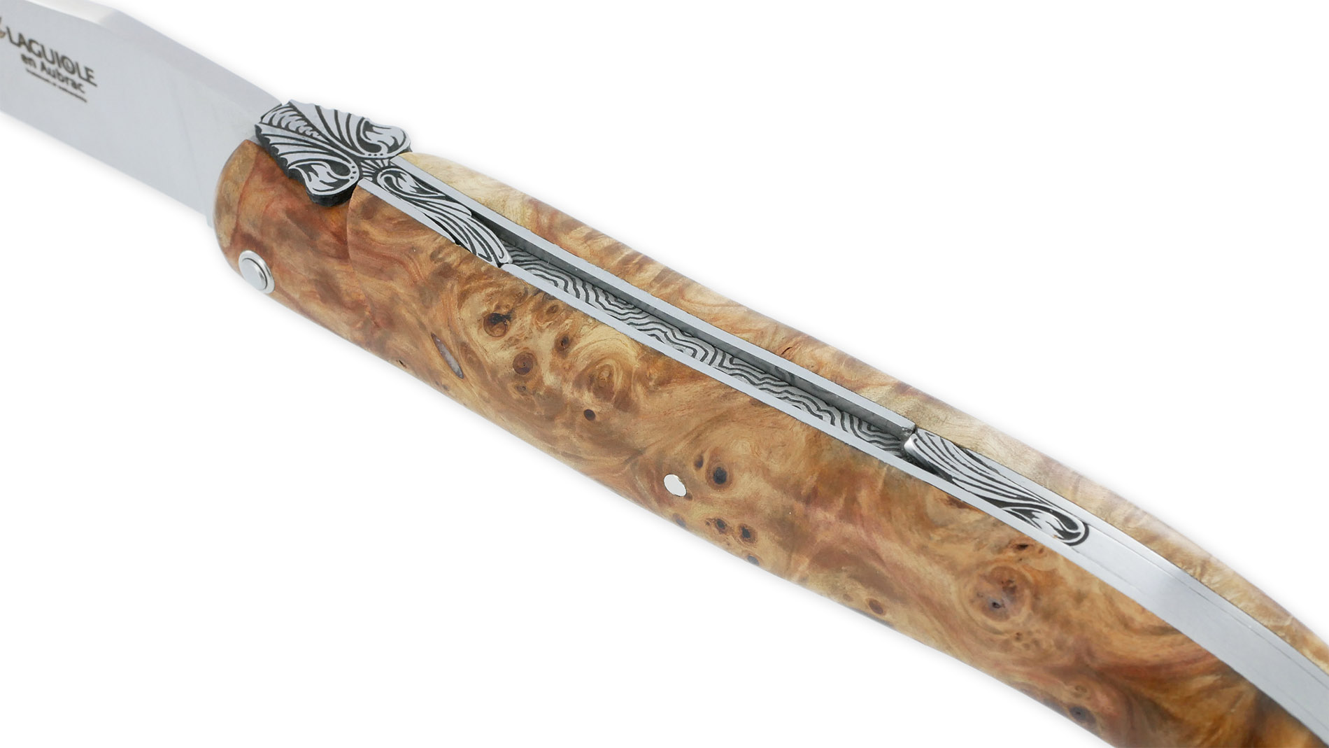 Couteau Prestige Laguiole en Aubrac 1 Pièce 12 cm Plein Manche en Loupe de Marronnier Platine Inox Ressort en creux Guilloché Main Mouche stylisée