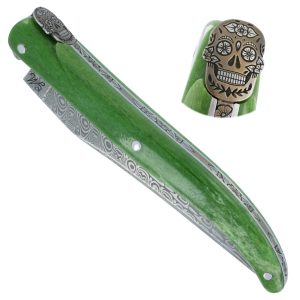 Couteau Prestige Laguiole Tête de Mort Mexicaine Manche Os chameau 1 Pièce 12 cm Lame Damas Ressort Guilloché Main