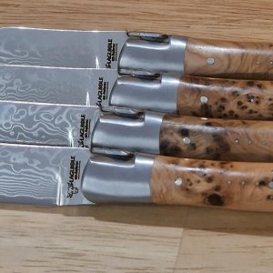 Couteaux de table Prestige Laguiole en Aubrac Genévrier Lame Damas (Set de 4)