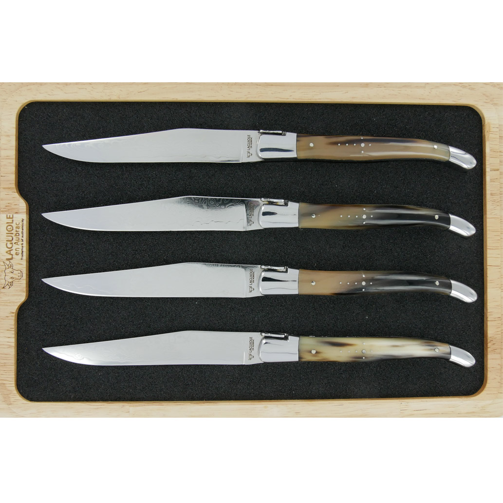 Couteaux de table Prestige Laguiole en Aubrac Pointe de Corne Flammée Lame Damas (Set de 4)