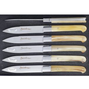 Laguiole en Aubrac Table knives Sauveterre Horn Tip (Set of 6)