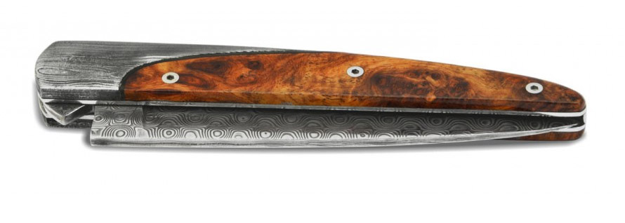 Couteau Prestige Arbalète Coutellia Lame Damas Twist Mitres Damas Manche en Bois de Thuya 1 Pièce 12cm