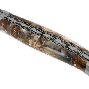 Couteau Laguiole en Aubrac 1 Pièce 12 cm Fusion Double Platines et Ressort guillochés Manche en Mammouth Stabilisé Finition brossée Num 2