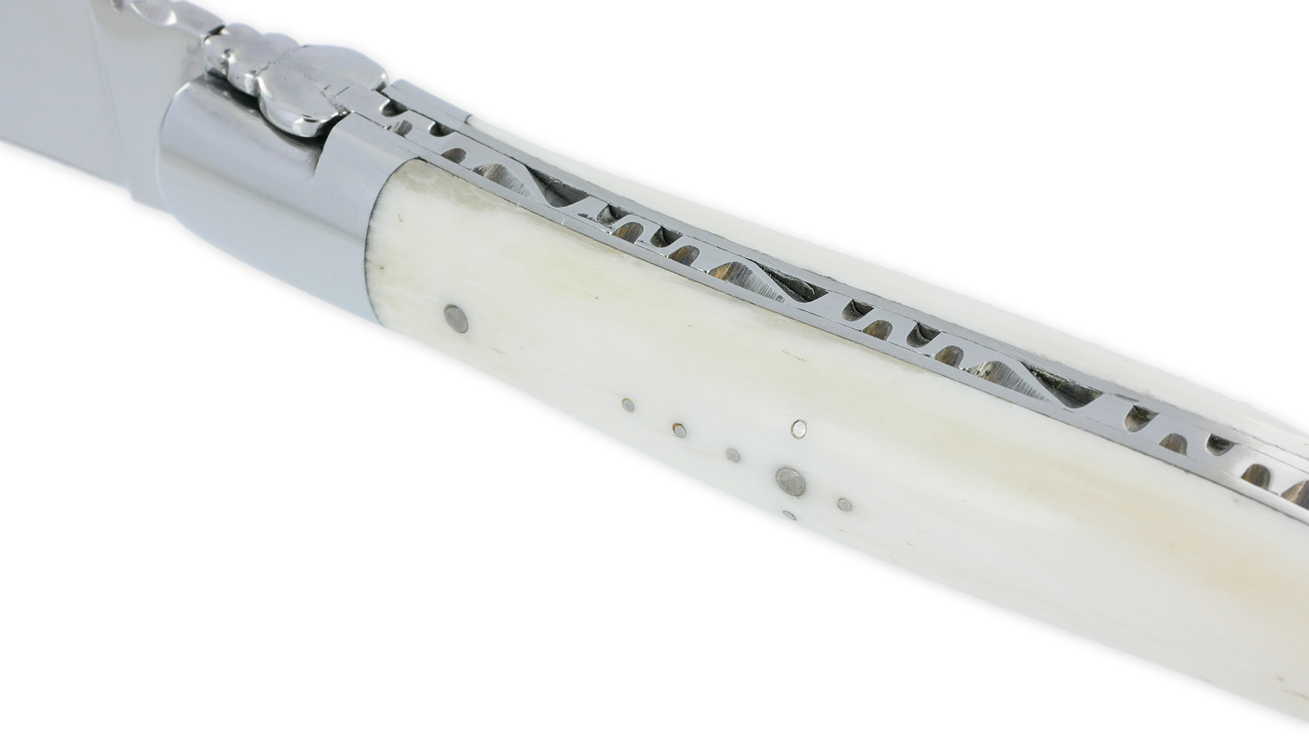 Couteau Laguiole en Aubrac 1 piece 12cm manche Os 2 mitres inox brillant
