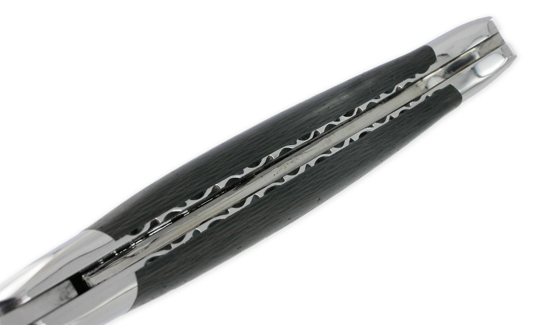 Couteau Laguiole en Aubrac 1 pièce 12cm Carbone 2 Mitres Inox Brillant Platines et Ressort Guillochés Finition Brillante