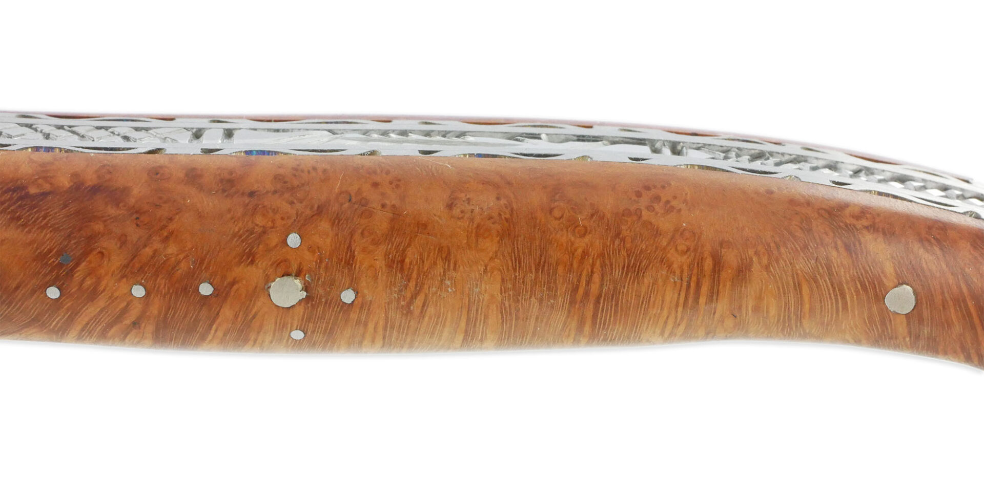 Couteau Laguiole en Aubrac 1 pièce 12cm Manche Bruyère 2 Mitres Double Platines