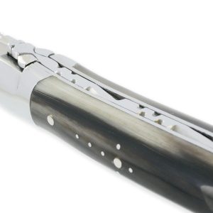 Couteau_Laguiole_en_Aubrac_1_piece_Manche_Pointe_de_Corne_2_Mitres_Inox_brillant_10cm