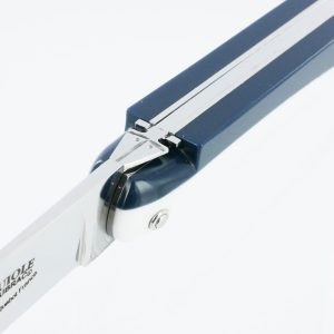 Couteau Laguiole en Aubrac Origine Paquebot FRANCE Plein Manche 12cm Corian Blanc et Bleu