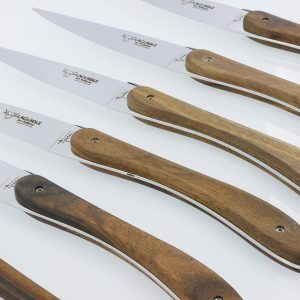 Couteaux de table Laguiole en Aubrac l' Ecir Plein Manche en Noyer (Set de 6)