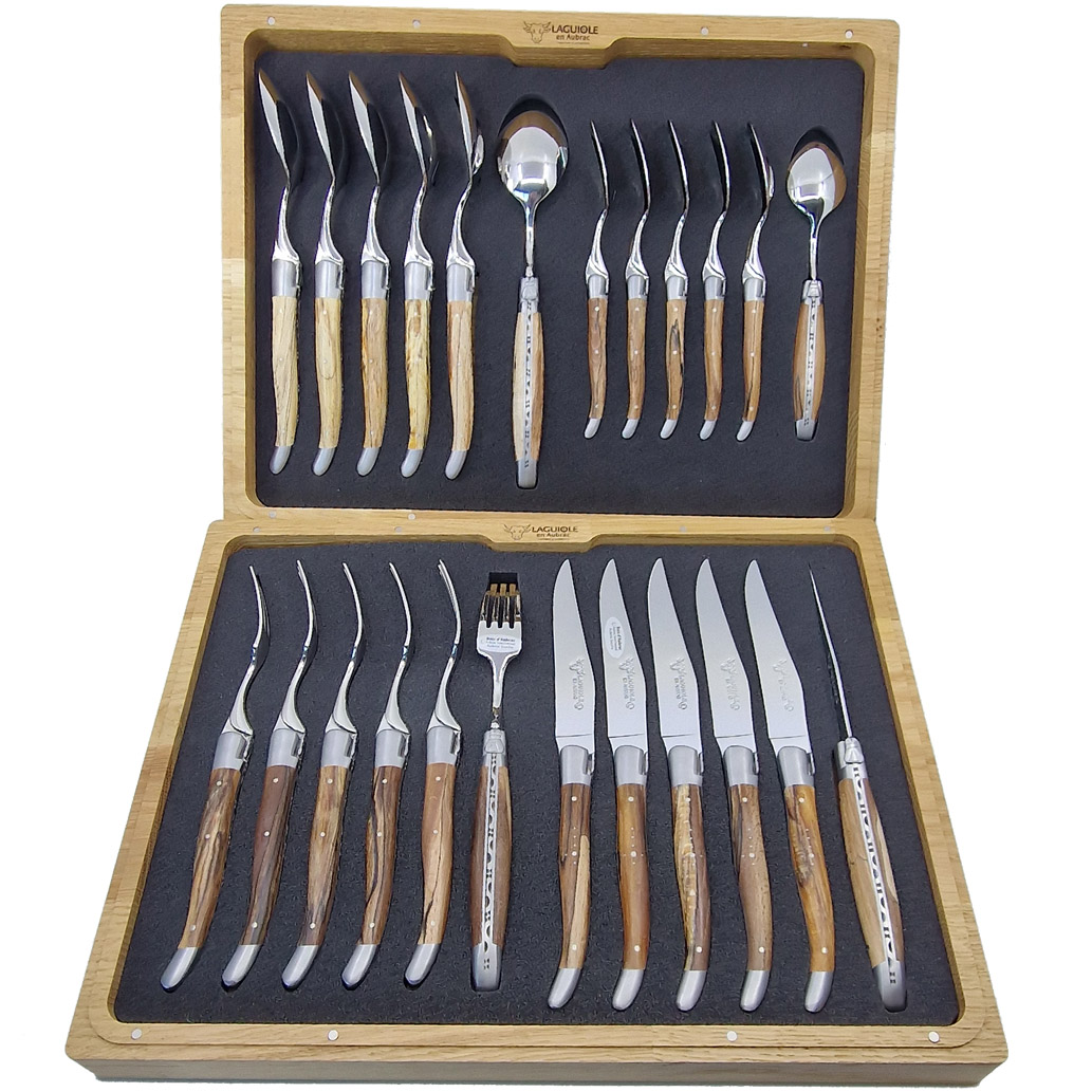 Ménagère Laguiole en Aubrac en Bois d'Aubrac (24 pièces)