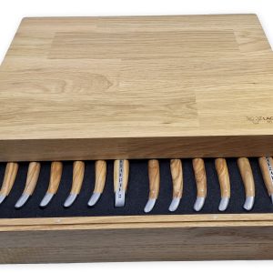 Ménagère Laguiole en Aubrac en Olivier (24 pièces)