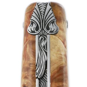 Couteau Prestige Laguiole en Aubrac 1 Pièce 12 cm Plein Manche en Loupe de Marronnier Platine Inox Ressort en creux Guilloché Main Mouche stylisée