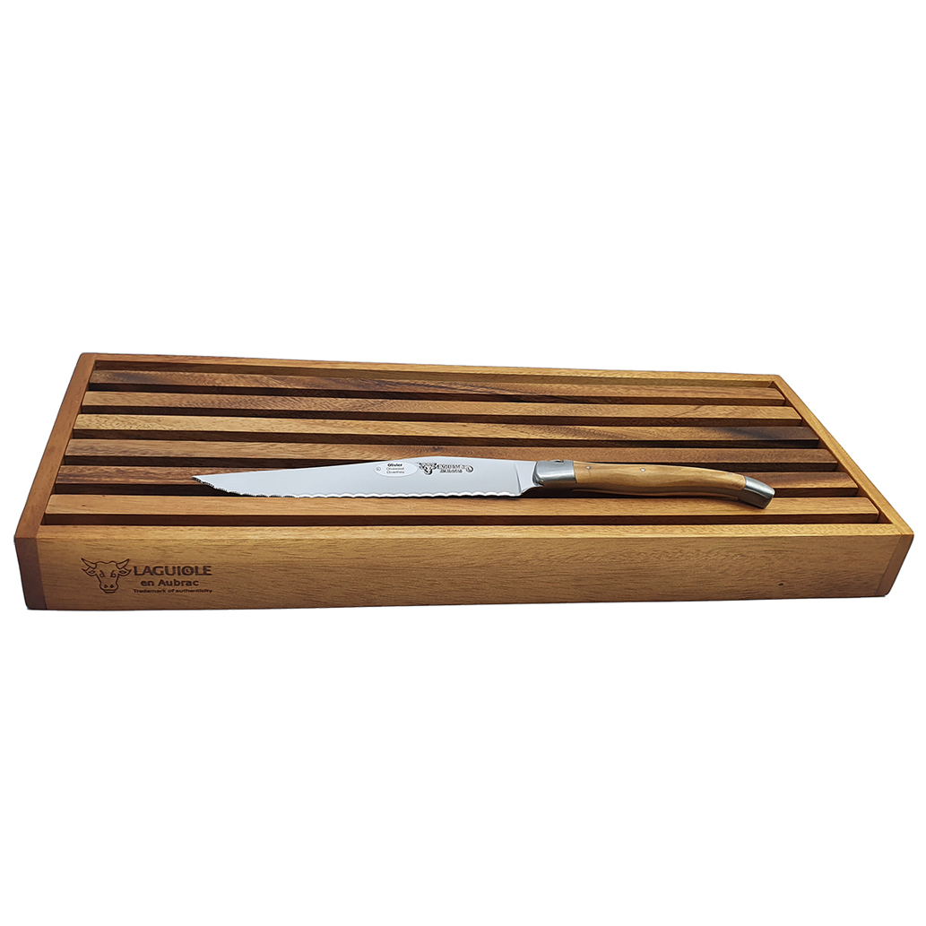 Bread Set Laguiole en Aubrac Tradition Laguiole bread knife oliwood handle and bread board