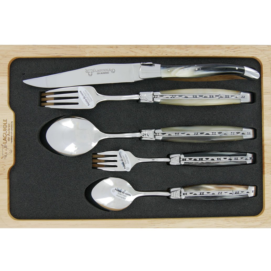 Set de table individuel Laguiole en Aubrac 5 pièces Manches en Pointe de Corne Finition Brillante